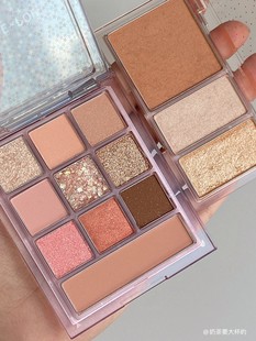 春季新品!韩国twinkle pop 10色眼影盘哑光珠光闪片高光腮红多用