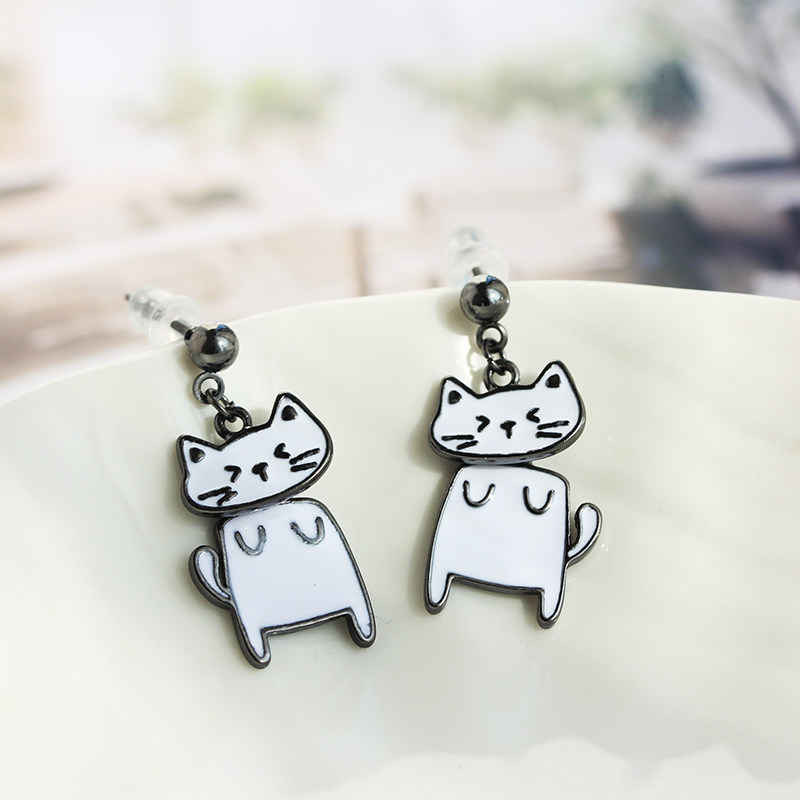超可爱~卡通甜美滴釉淘气猫咪耳钉小众设计感精致耳环时尚高级感