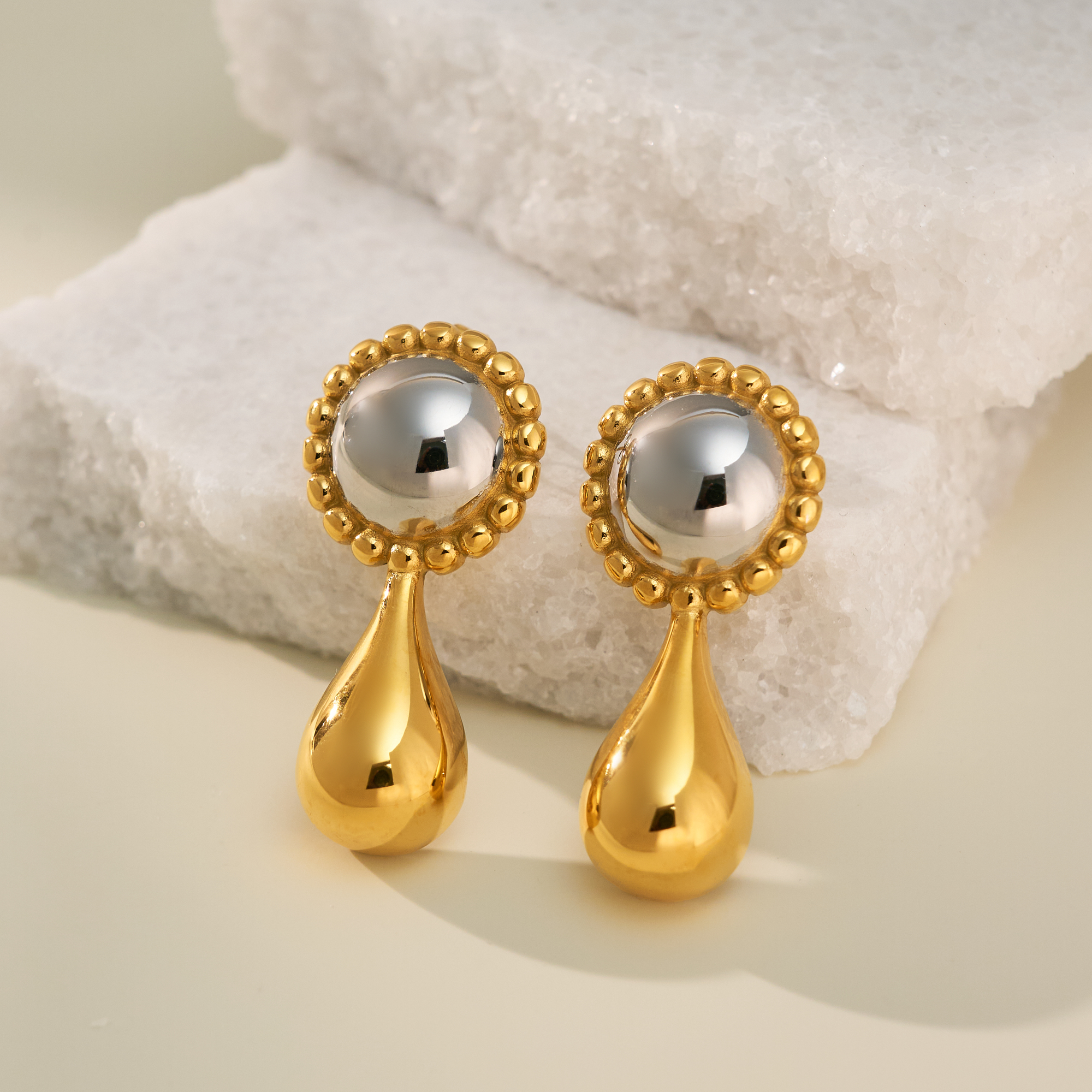 【DASEIN】欧美时尚太阳花朵光面耳钉金银撞色水滴耳环小众高级感