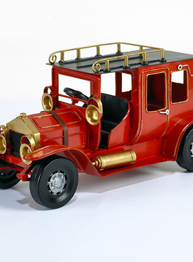 复古怀旧红色老爷车美式汽车模型