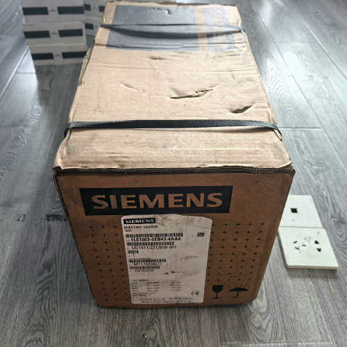 电机1LE1003-0EB43-4AA4  正议价