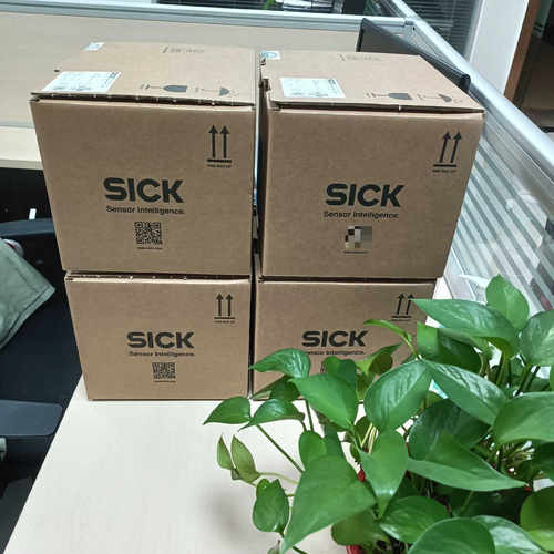 西克MICS3-CCAZ55PZ1P01雷达，货号:1100议价