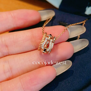 18k金天然钻石项链女Force10Rise海航扣马蹄扣新款项链玫瑰金白金