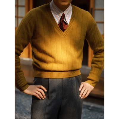 UGENTLE全羊毛V领复古毛衣高腰