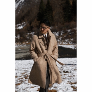 大衣 艺术感面料「大漠鱼骨纹」巴尔玛肯 UGENTLE男装 绒球肌理