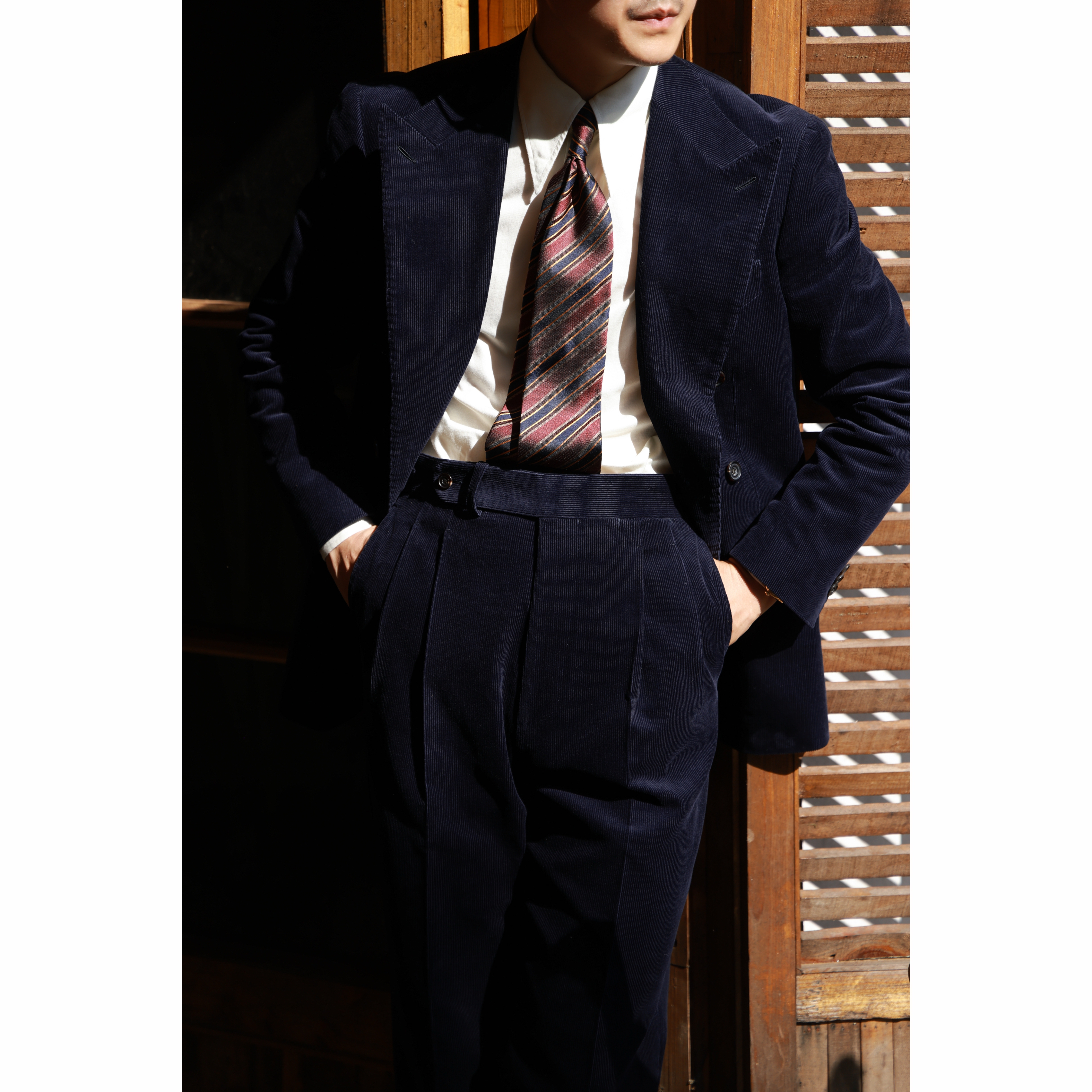 UGENTLE灯芯绒双排半麻衬西服男