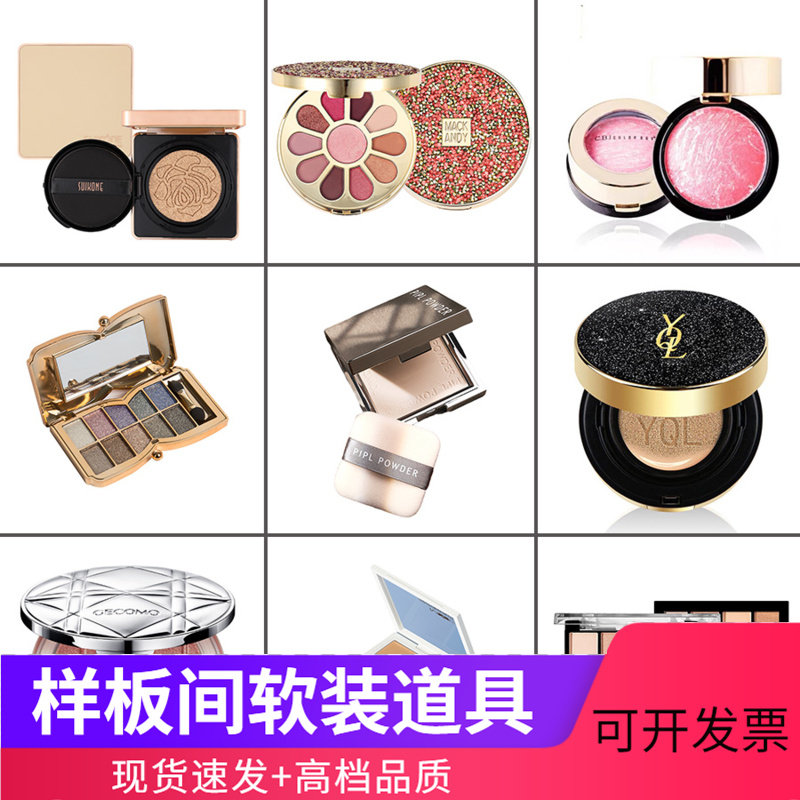 衣帽间样板房梳妆台轻奢