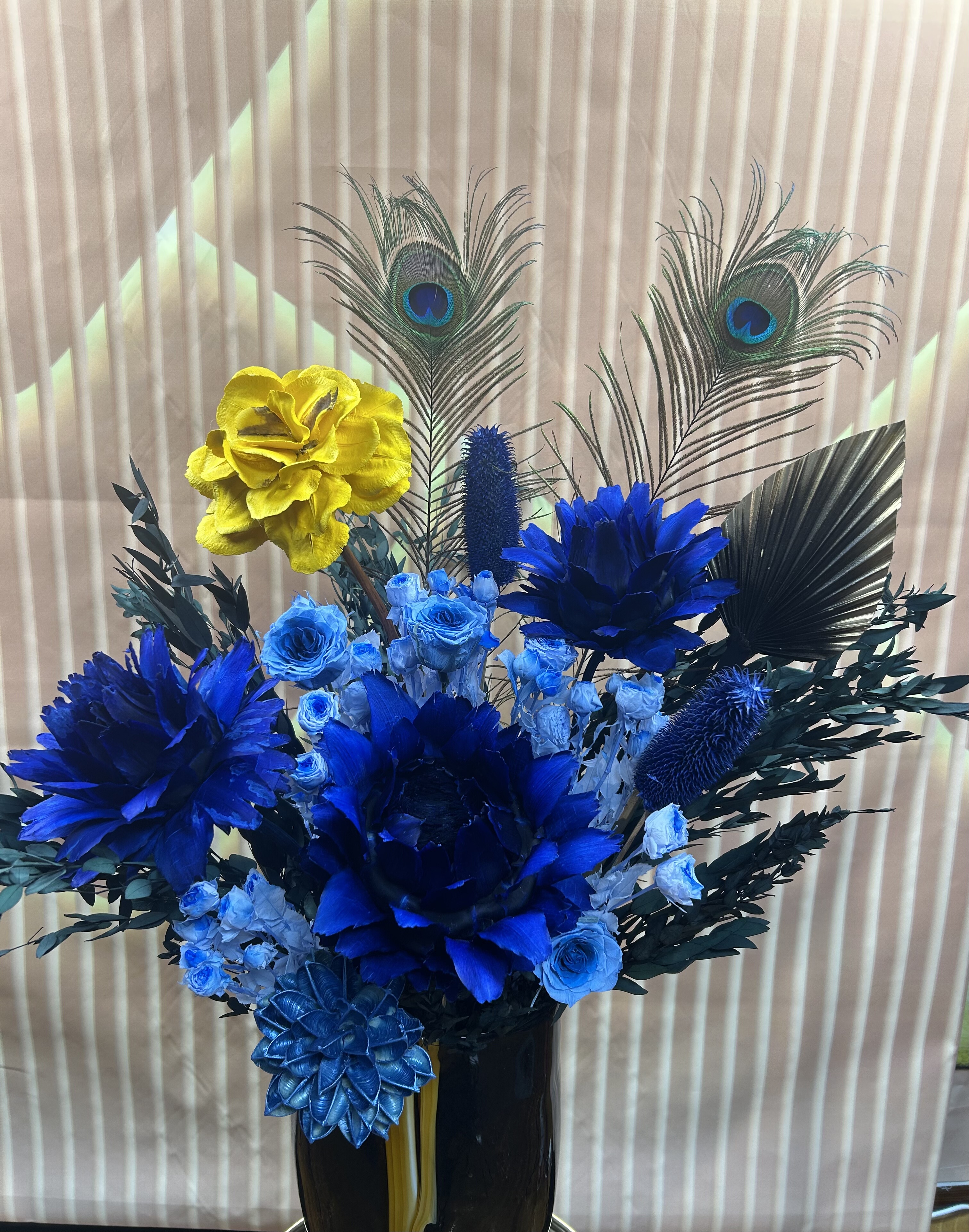 原创：永生的法国百合（洋蓟）玫瑰、银莲花、拉毛果等组合《韵》