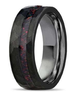 8宽钨钢平面捶纹电黑戒指镶红色奥宝欧珀石钨金戒指外贸流行饰品