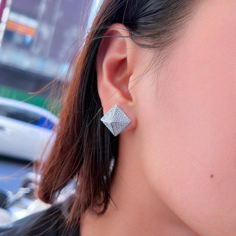s925银针小众设计微镶满钻金字塔耳钉满天星正方形锆石耳饰品,饰品/流行首饰/时尚饰品新,耳环,淘宝优惠券,粉丝福利购,淘宝优惠卷