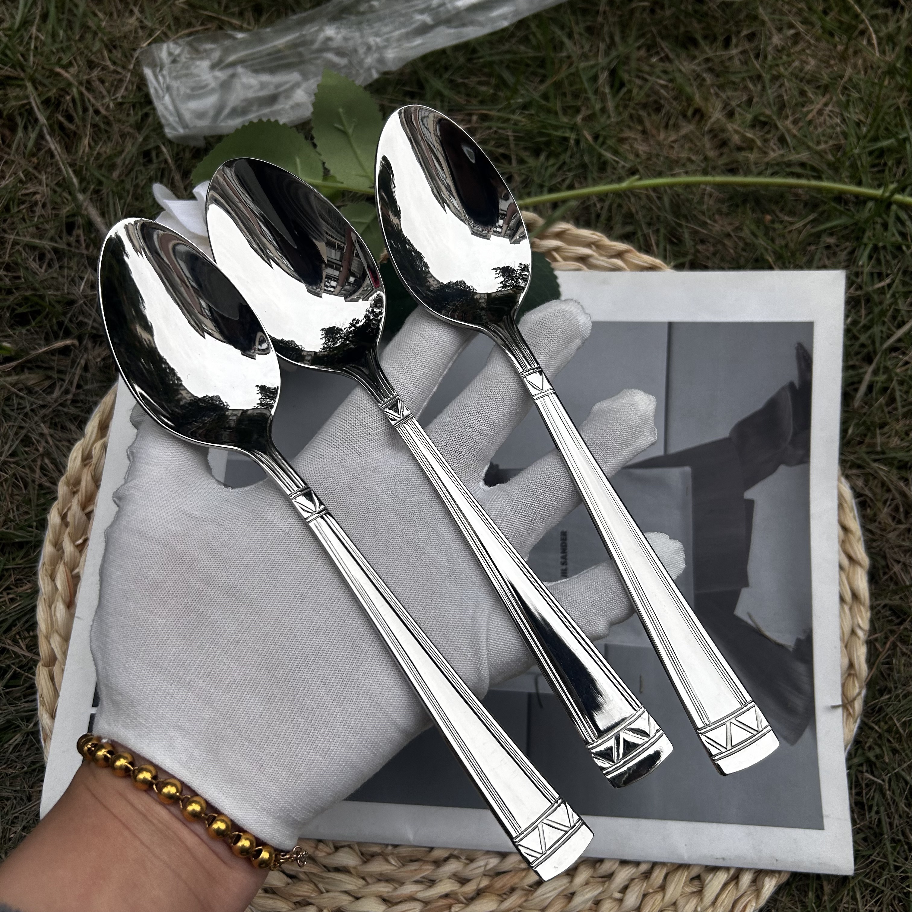 出口好质量性价比高304不锈钢吃饭勺分餐勺公用勺喝汤勺18/10西餐