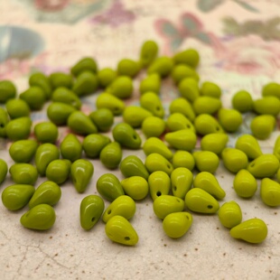 5颗 进口捷克珠4x6mm牛油果绿百搭水滴珠作DIY串珠手链材料配饰