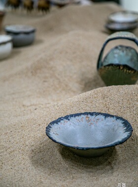 【月器】日本陶艺家本田安津美手作 复古花纹色绘粗陶盘 碗 高台