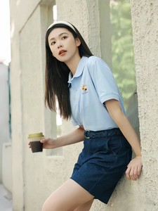 男女款夏学院运动休闲纯白色简约刺绣logo翻领POLO衫短袖T恤上衣