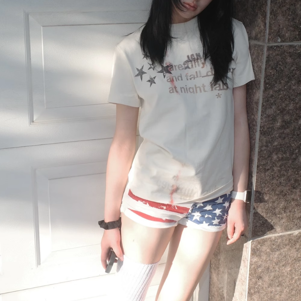 TsukiStudio Night Lab(NL) 失真星星白墨印花美式正肩膀杏色短袖