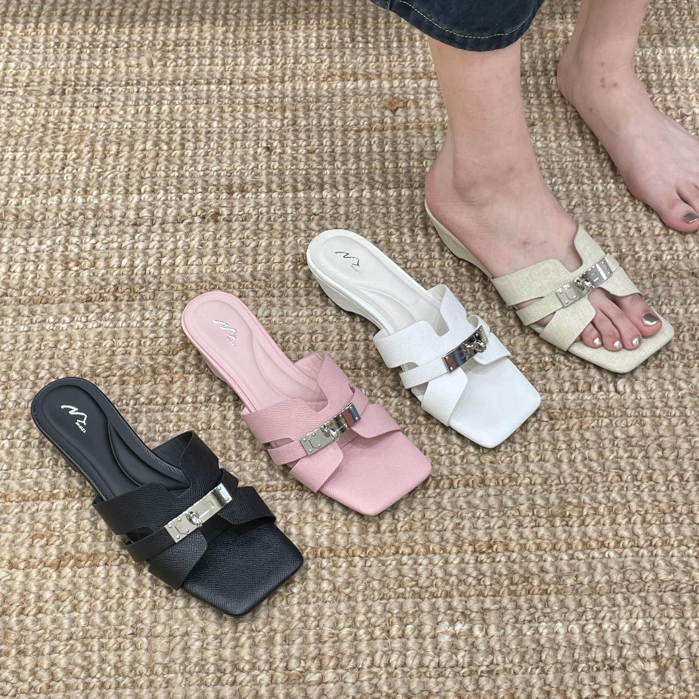 十三行女鞋实拍轻奢风金属扣凉施鞋女夏外穿一脚蹬气质一字拖鞋女