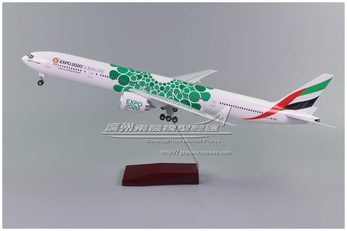 阿联酋航空波音B777感应LED亮灯