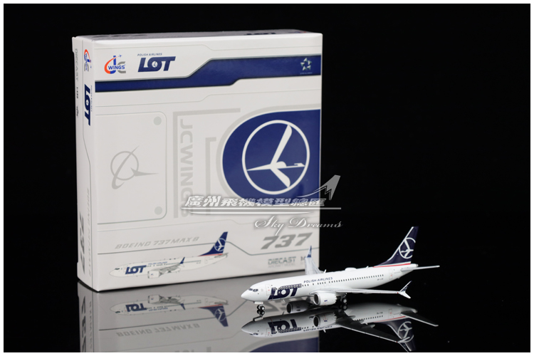 波兰航空波音B737MAX81400