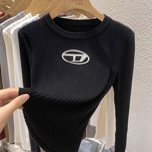 2023黑色字母长袖修身T恤女设计感小众秋季内搭针织打底衫上衣潮