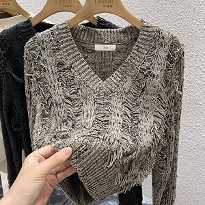 2023秋冬高级感短款加厚毛衣女洋气设计感小众V领针织衫长袖上衣