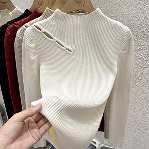 2023秋冬法式镂空内搭毛衣女加厚针织打底衫设计感小众半高领上衣