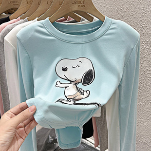 白色加绒打底衫女秋冬内搭洋气长袖T恤设计感小众紧身短款上衣潮