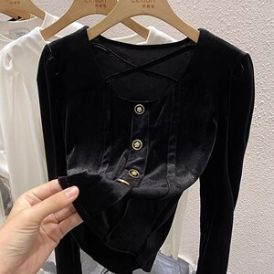 2023金丝绒长袖衬衫女秋冬设计感小众洋气减龄别致镂空打底衫上衣