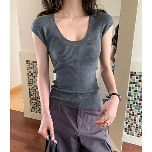 女内搭春季 打底衫 2026新款 显瘦百搭气质无袖 上衣 修身 u领T恤针织衫