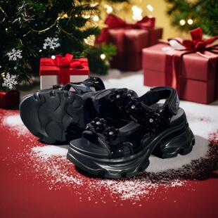 26新款轻奢断码女鞋清仓水钻凉鞋女露趾魔术贴松糕底百搭女鞋1756