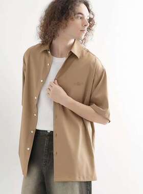 日单贵牌tk.TAKEO KIKUCHI菊池武夫立体印花短袖衬衣