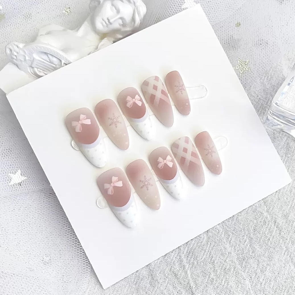 【Yuki穿戴甲】法式蝴蝶结秋冬雪花学生甜酷显白美甲穿戴甲贴片