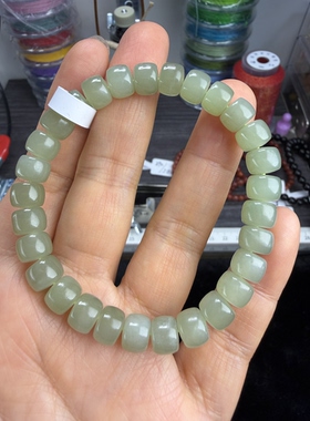 原创设计天然和田玉湖水绿渐变卡8直切手串编号699多样性发货