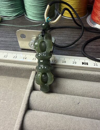 老料和田玉湖水绿降魔杵吊坠项链52*18mm，151