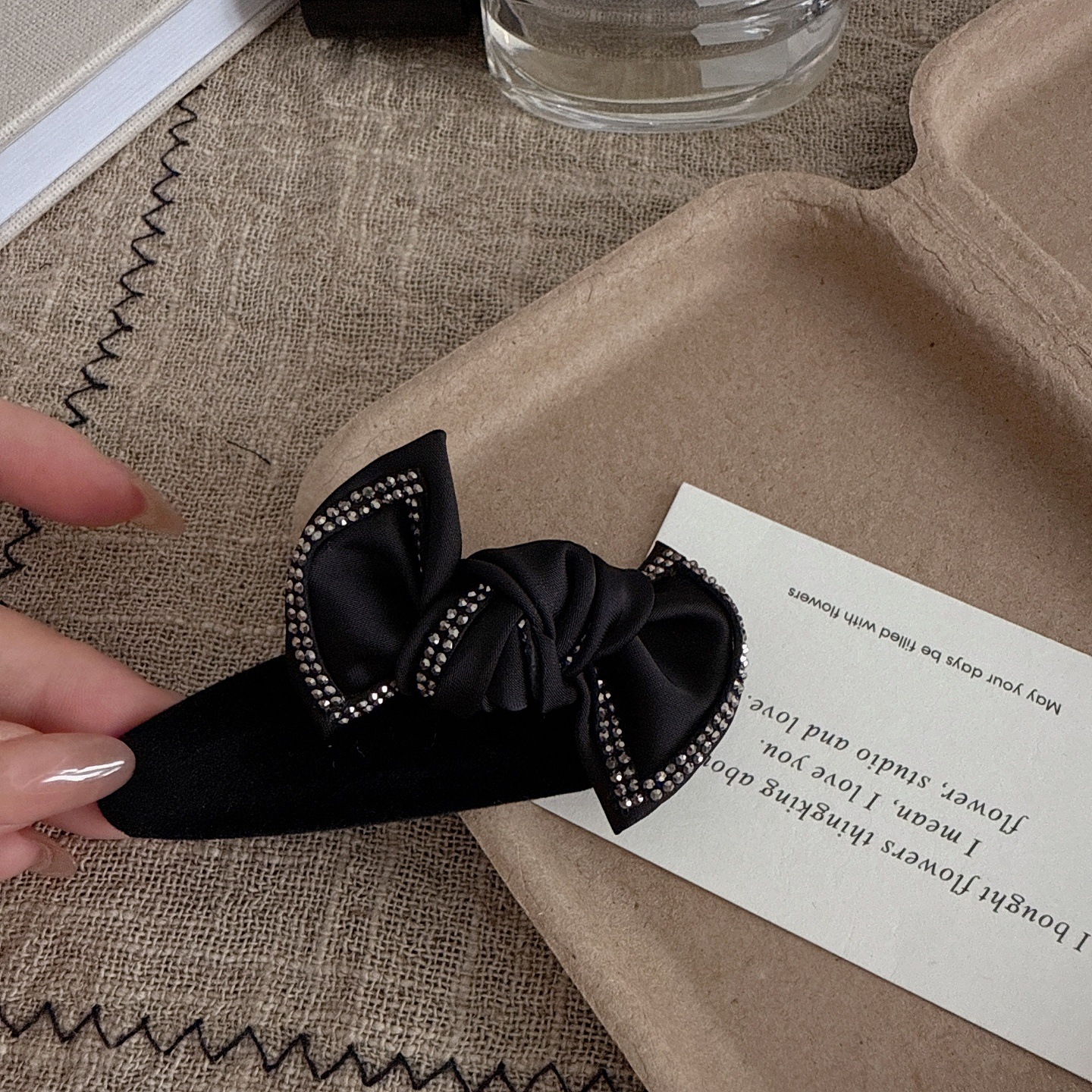 气质小香风黑色蝴蝶结闪钻侧边夹秋冬丝绒掰掰夹前额碎发刘海