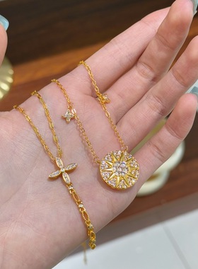 小红书爆款法式复古镶锆石四叶草太阳花罗盘项链轻奢高级感锁骨链