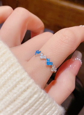 轻奢百搭镶钻蓝色爱心开口戒女