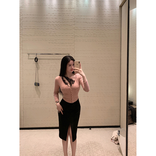 欧尼姐姐 SWAN司凰轻奢 THE 针织上衣麂皮半身裙 现货7折