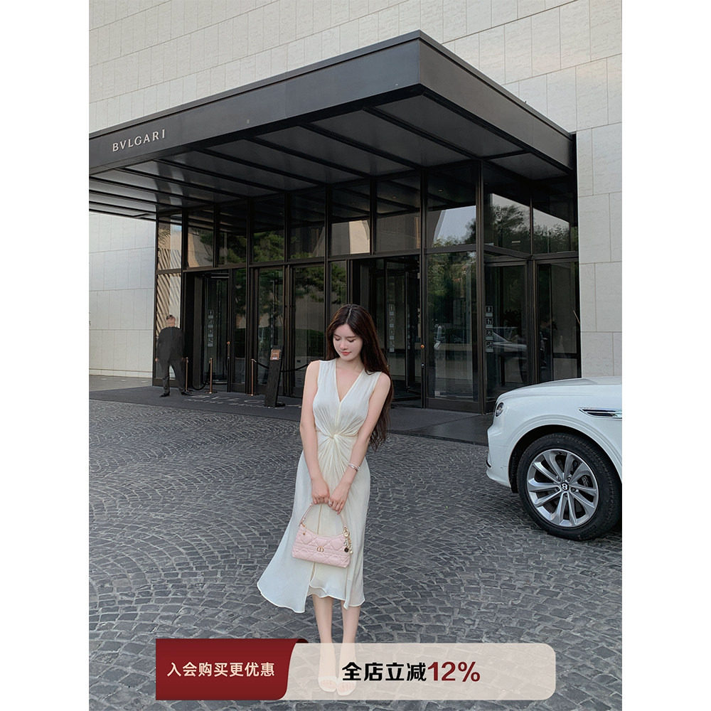 【现货7折】THE SWAN司凰轻奢 雪纺收腰中长裙打扭烛光无袖连衣裙,女装/女士精品,连衣裙,淘宝优惠券,粉丝福利购,淘宝优惠卷