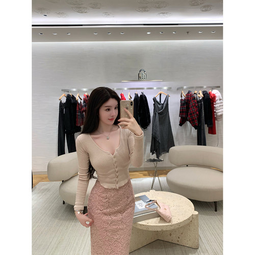 娇养常服针织开衫蕾丝半裙