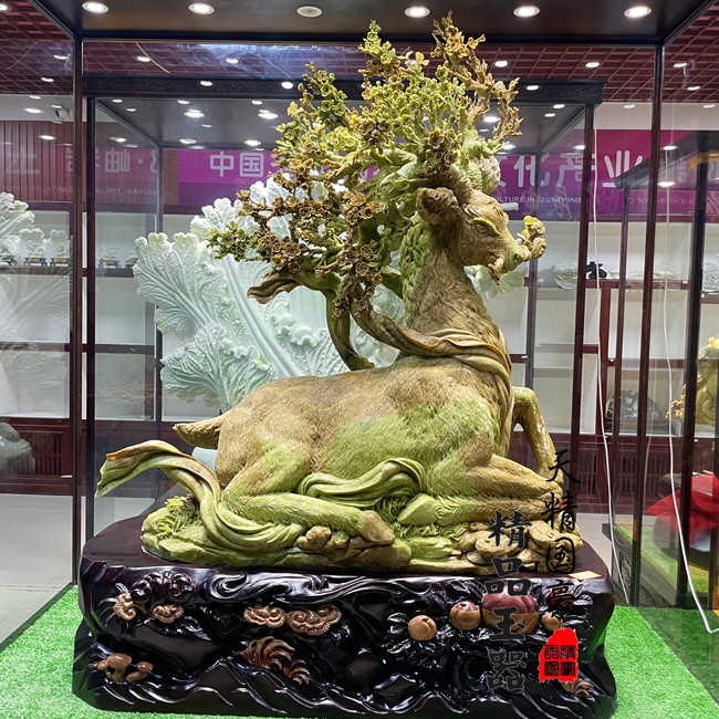 天精国豪天然岫玉鹿摆件乔迁礼