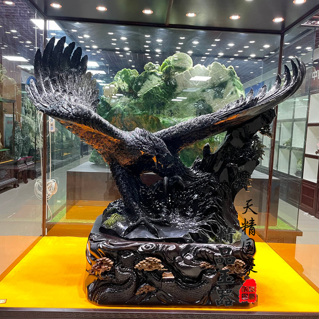 天精国豪天然岫玉雄鹰摆件送礼