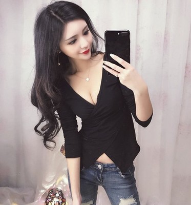 新款大码女打底衫性感深v领低胸交叉打底T恤长袖上衣