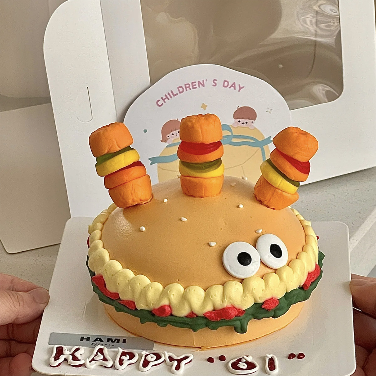 包邮六一儿童节网红蛋糕装饰可爱可食用汉堡堡薯条软糖眼睛糖珠,节庆用品/礼品,蛋糕/烘焙装饰用品,淘宝优惠券,粉丝福利购,淘宝优惠卷