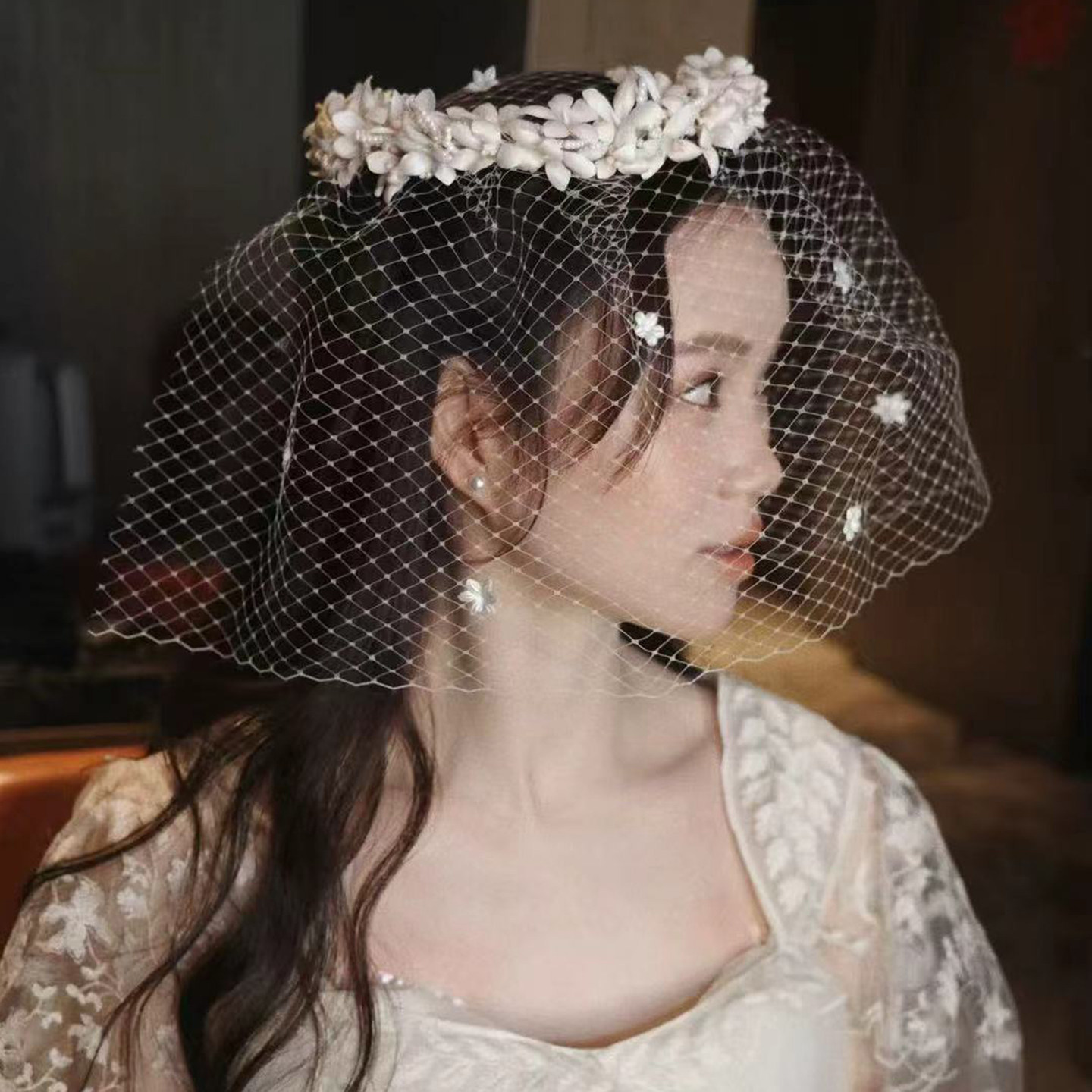 喜看手作铃兰花瓣遮面发圈新娘结婚礼服婚纱森系复古法式造型饰品