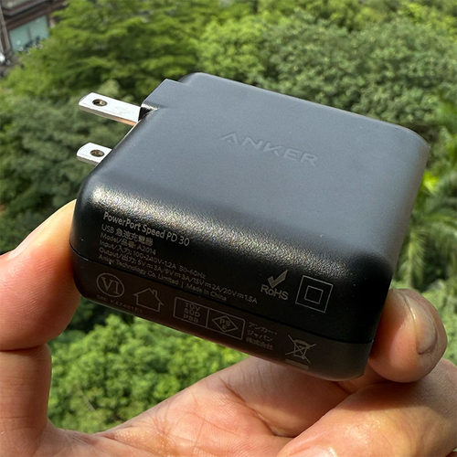USB-C 充电器30W Type-C数据线插头PD快充适用iphone HW 手机平板