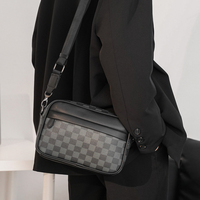 新款休闲潮邮差单肩包挎包男包