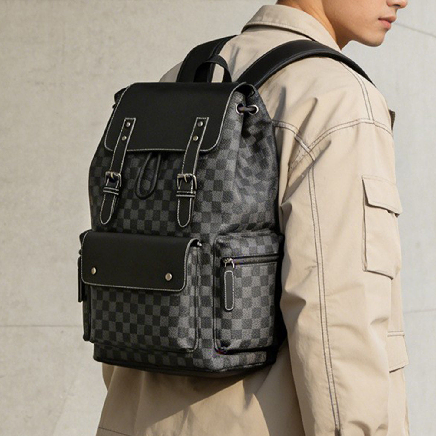 欧美大牌男士双肩包轻商务格纹背包翻盖休闲包大学生书包电脑背包