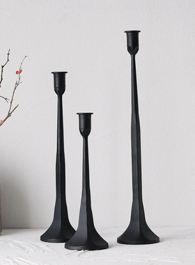 跨境亚马逊黑色铸铁烛台 客厅家居摆件高脚蜡烛台 民宿装饰摆件