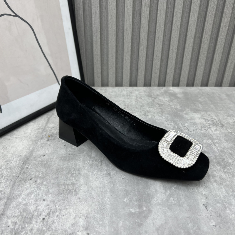 方头粗跟欧美风黑色女单鞋