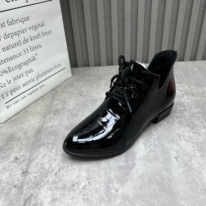 清仓断码处理真皮女靴2025秋冬季新款尖头系带低跟及裸靴时装短靴